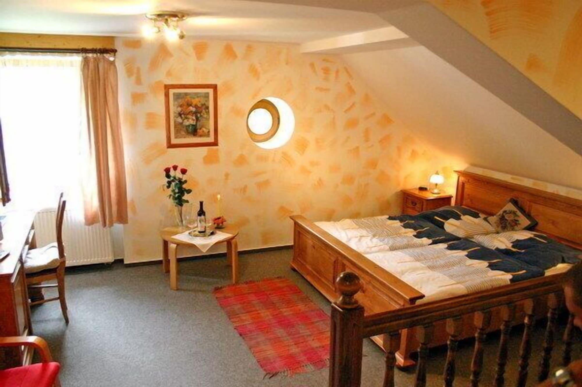Hotel Resort Stein Хеб Екстериор снимка