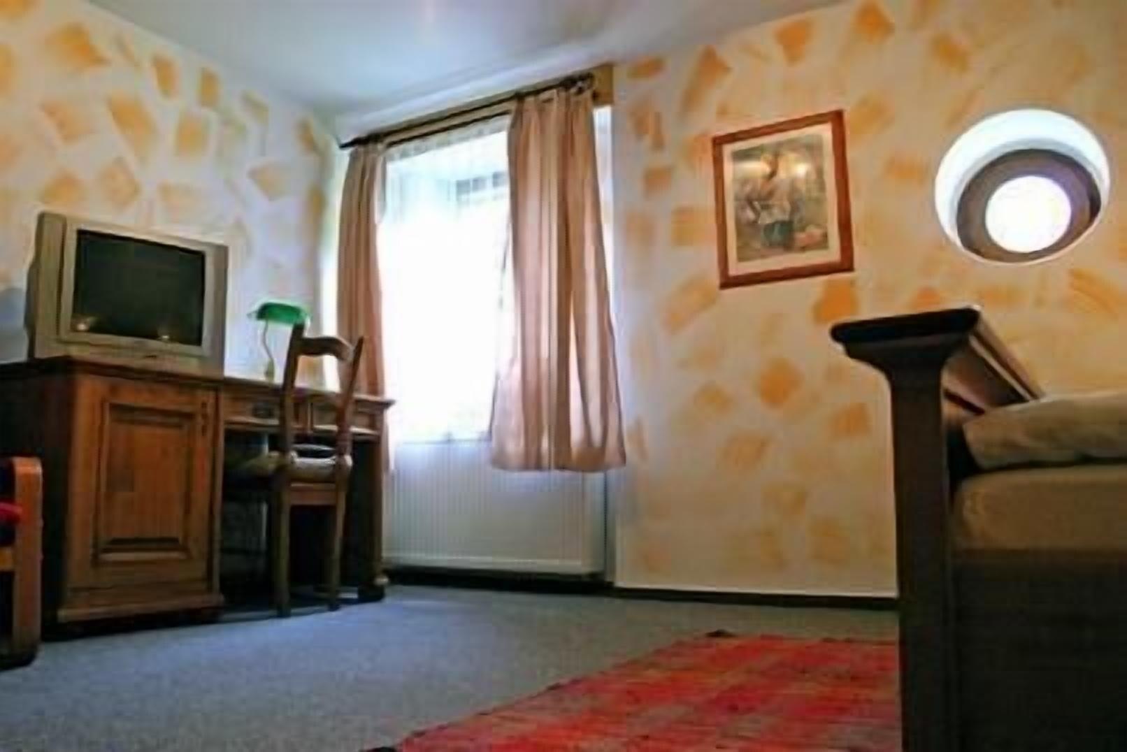 Hotel Resort Stein Хеб Екстериор снимка