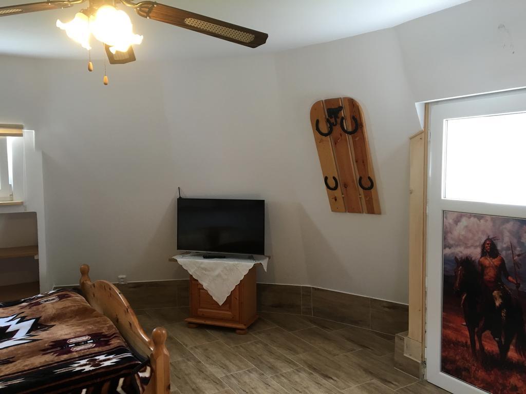 Hotel Resort Stein Хеб Екстериор снимка